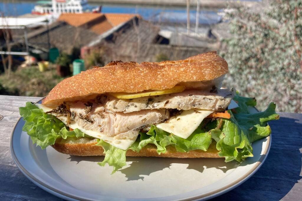 Lemon Tree Hotel Megijima 外观 照片